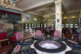 Igralni salon Casino Carnevale