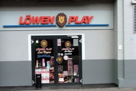 Lowen Play Casino Poststrabe 4