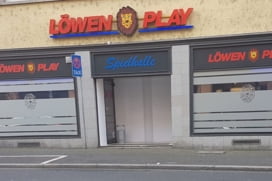 Lowen Play Casino Landingstrasse 5