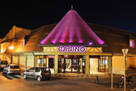Le casino JOA d'Etretat